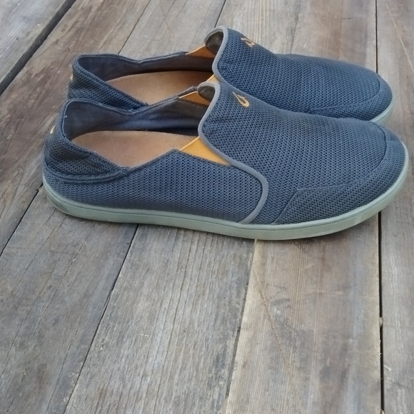 Olukai shoes - Picture 2 of 6